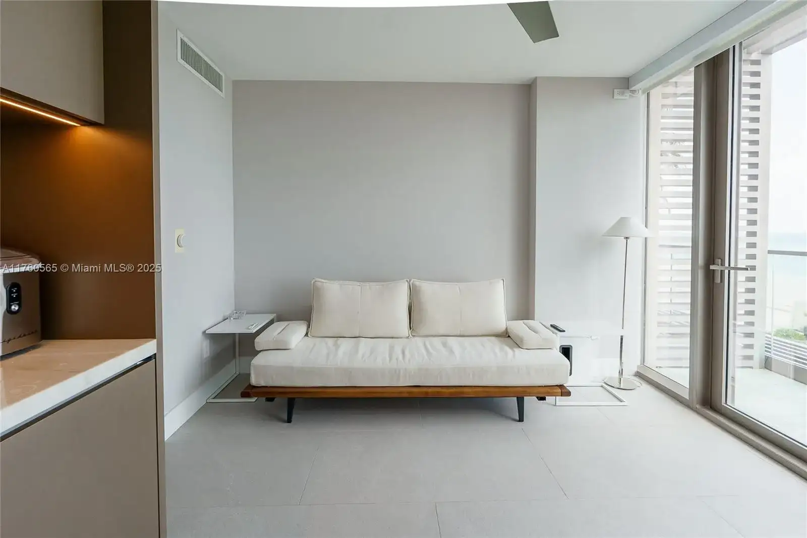 18975 Collins Ave # 27, Sunny Isles Beach FL 33160 photo 5