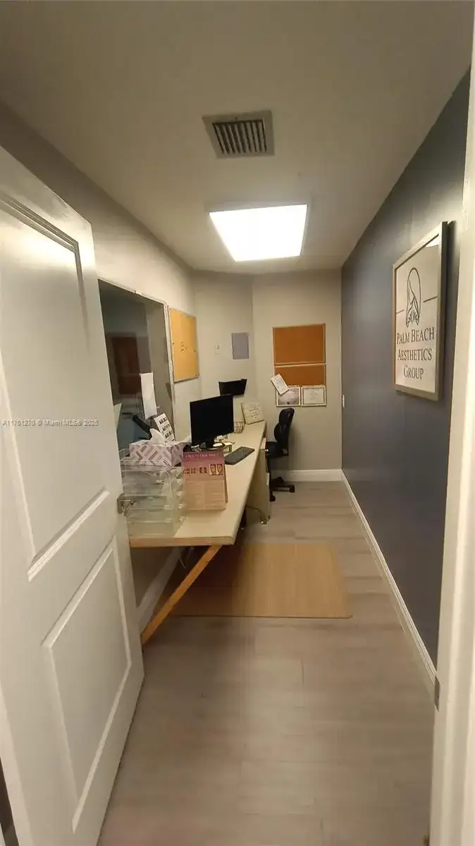 701 Northlake Blvd # 201, North Palm Beach FL 33408 photo 5