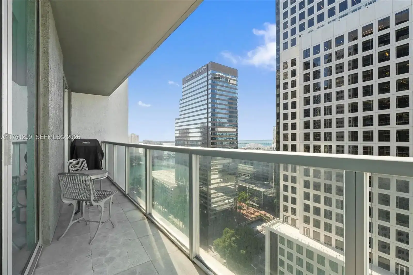 500 Brickell Ave # 2510, Miami FL 33131 photo 2