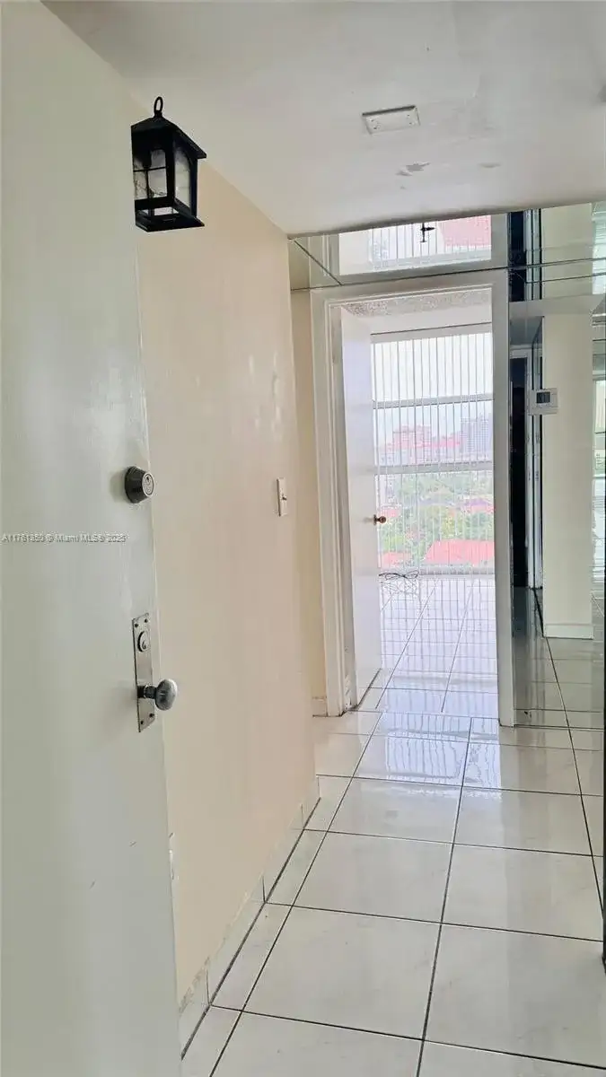911 E Ponce De Leon Blvd # 1502, Coral Gables FL 33134 photo 5