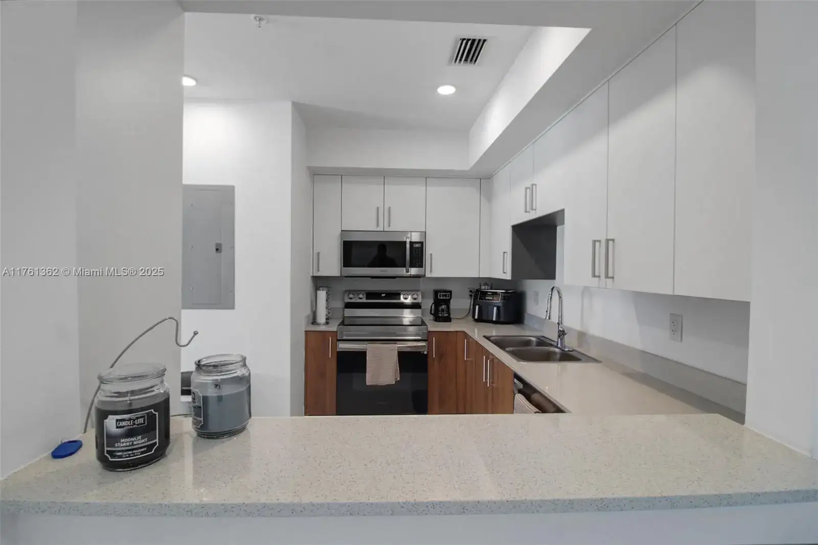 10950 NW 82nd St # 319, Doral FL 33178 photo 2