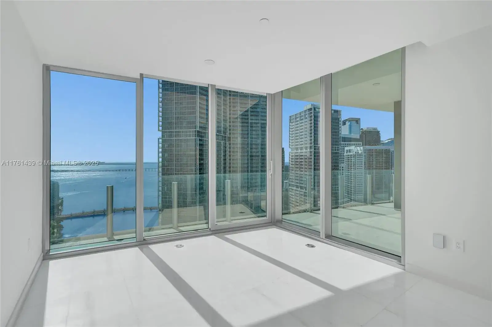 300 Biscayne Blvd Way # 3405, Miami FL 33131 photo 5