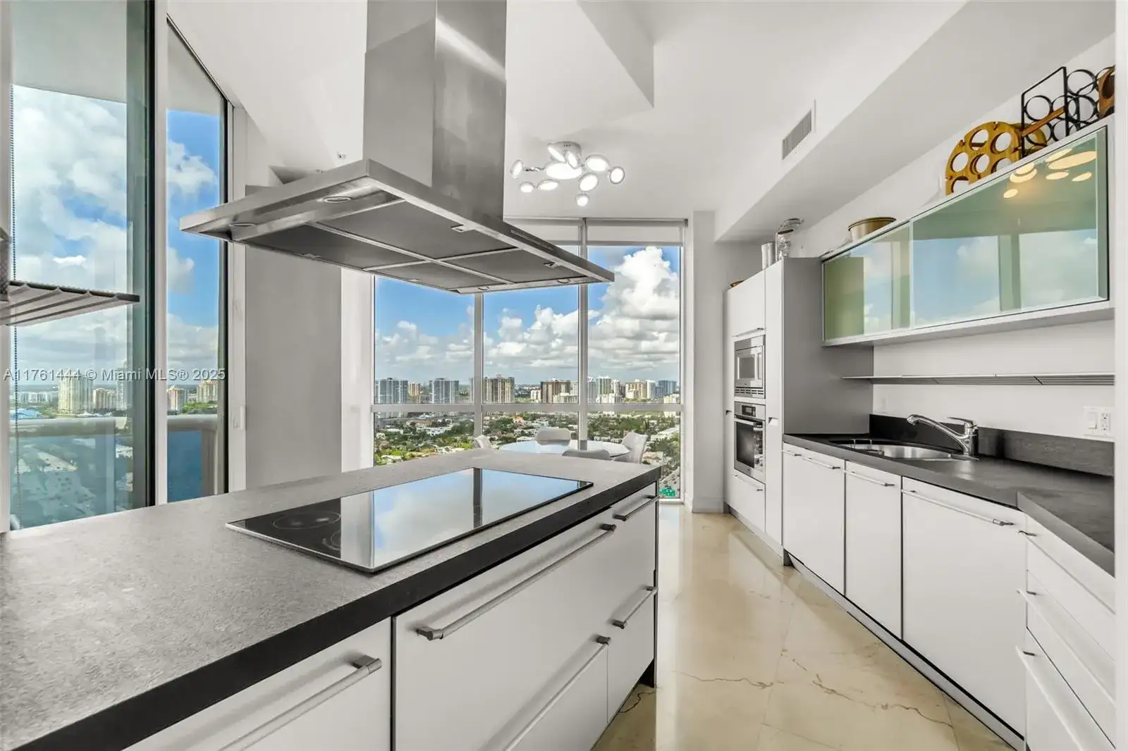 18201 Collins Ave # 3601, Sunny Isles Beach FL 33160 photo 4