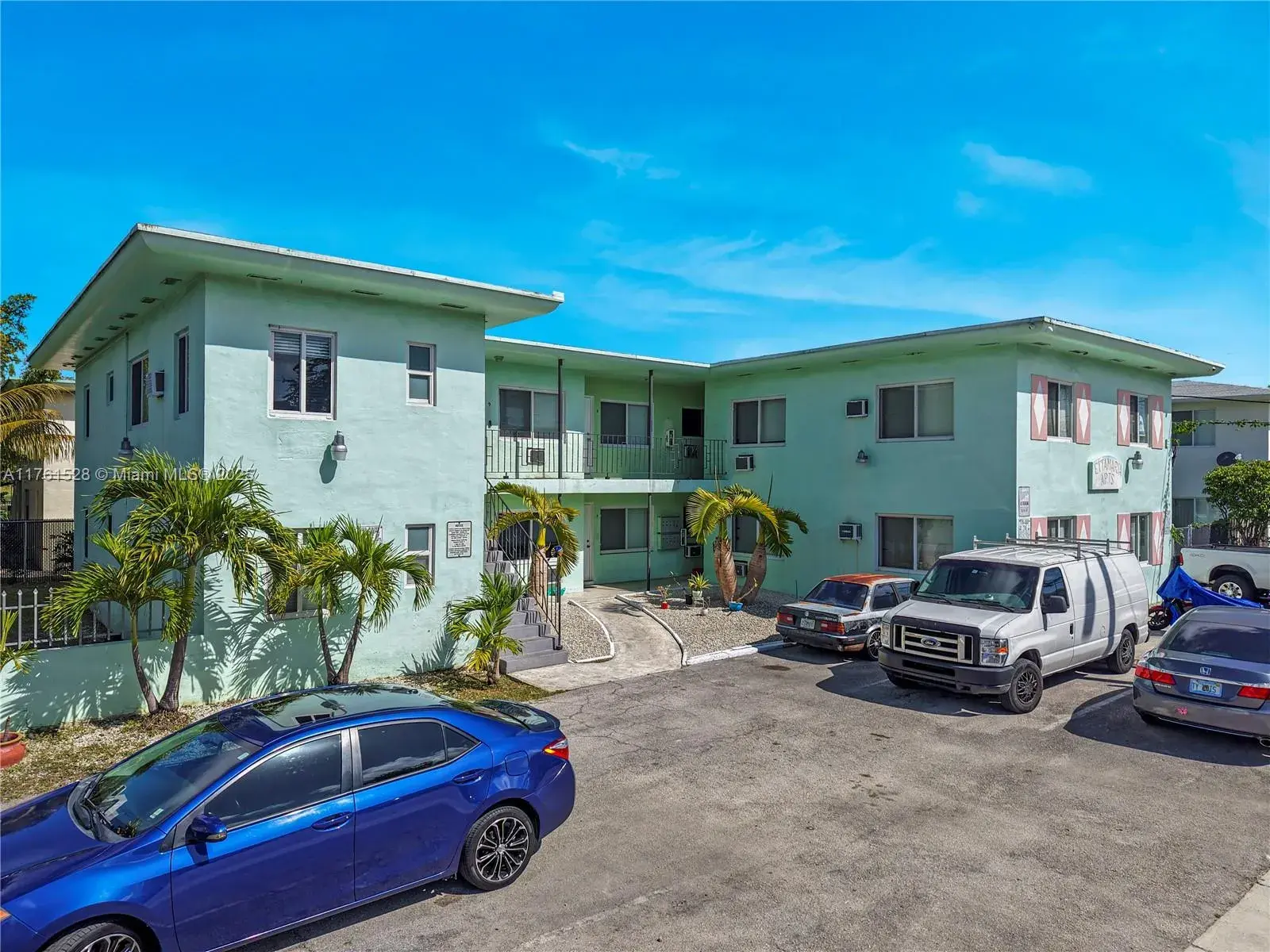 521 NE 82nd Ter, Miami FL 33138