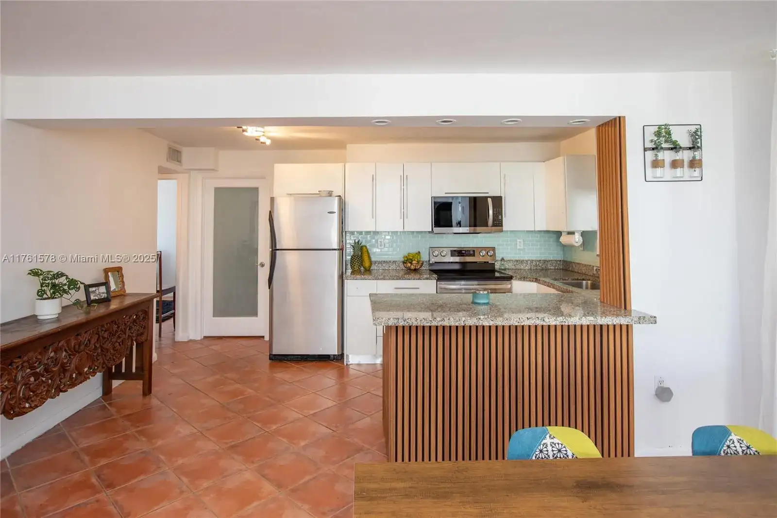 1801 S Treasure Dr # 321, North Bay Village FL 33141 photo 4