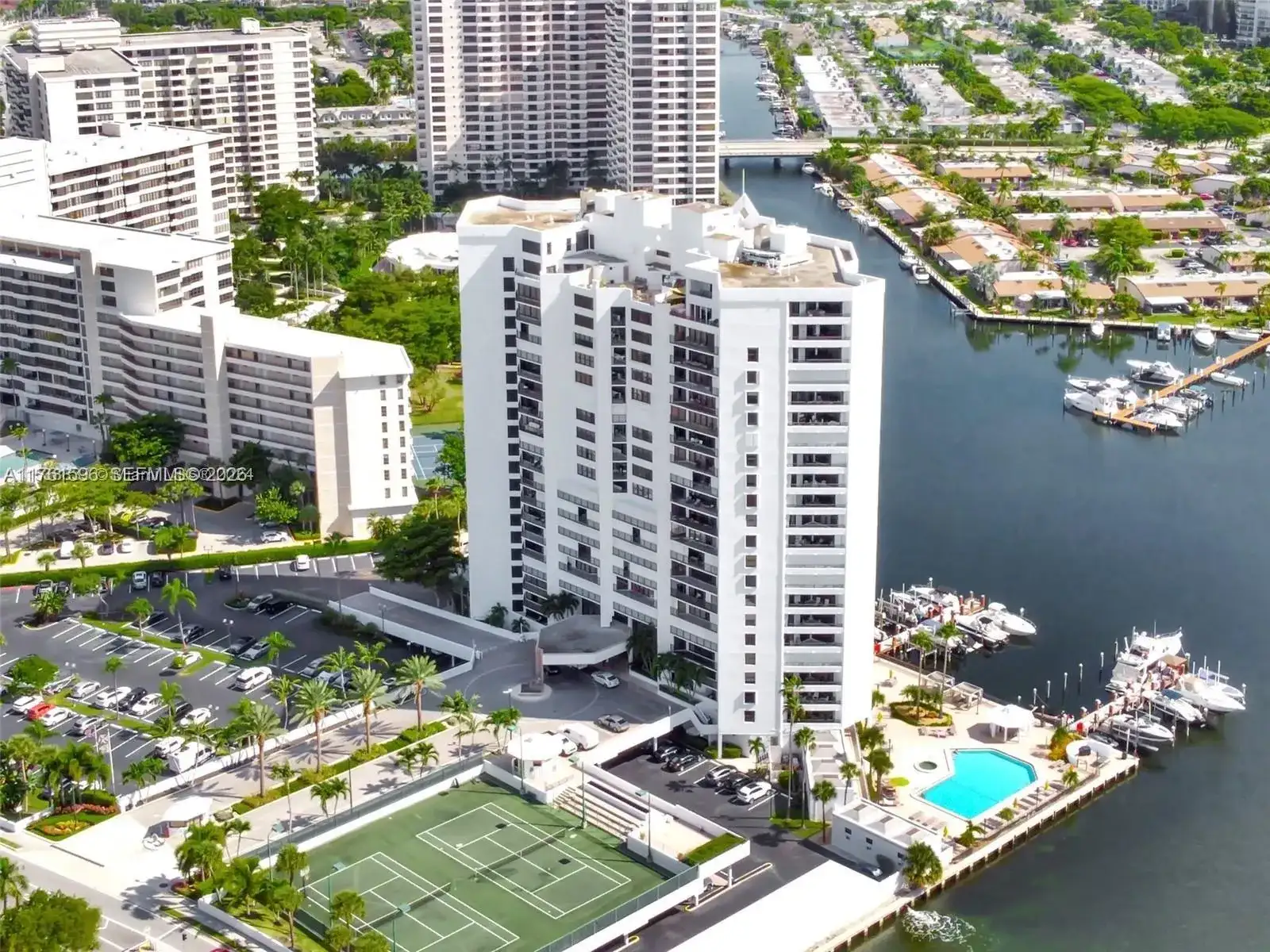 300 Three Islands Blvd # 108, Hallandale Beach FL 33009 photo 2