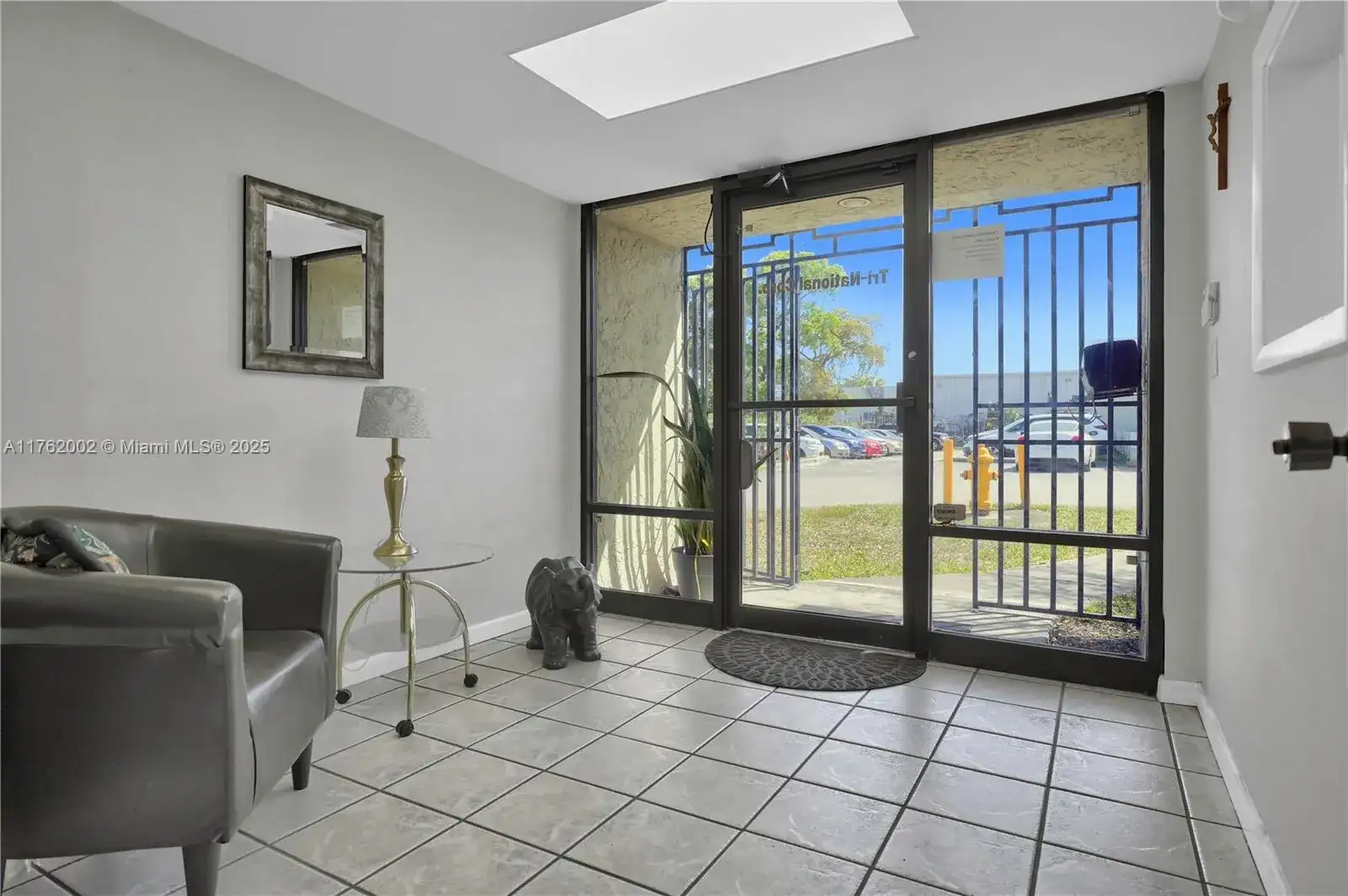 5220 NW 72nd Ave # A1, Miami FL 33166 photo 3