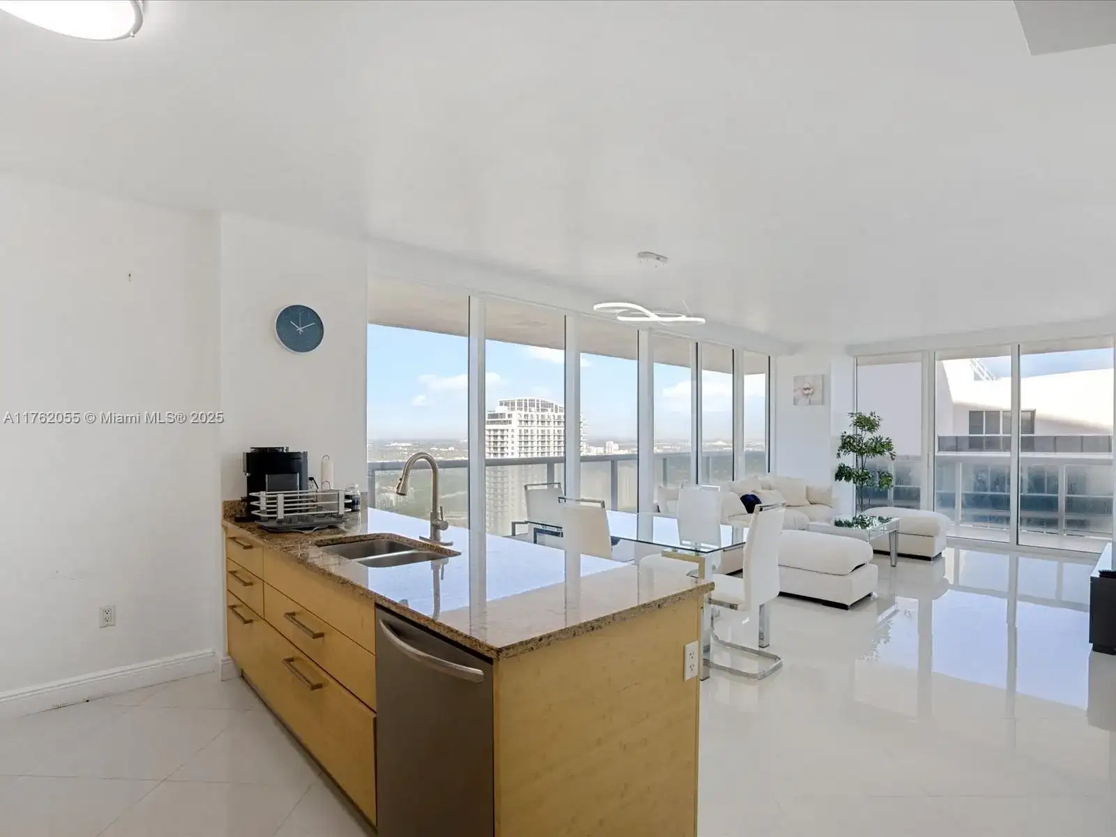 1830 S Ocean Dr # 4508, Hallandale Beach FL 33009 photo 5