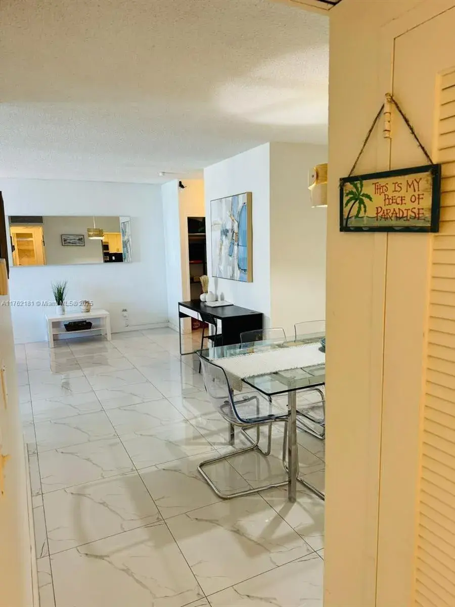 3901 S Ocean Dr # 10G, Hollywood FL 33019