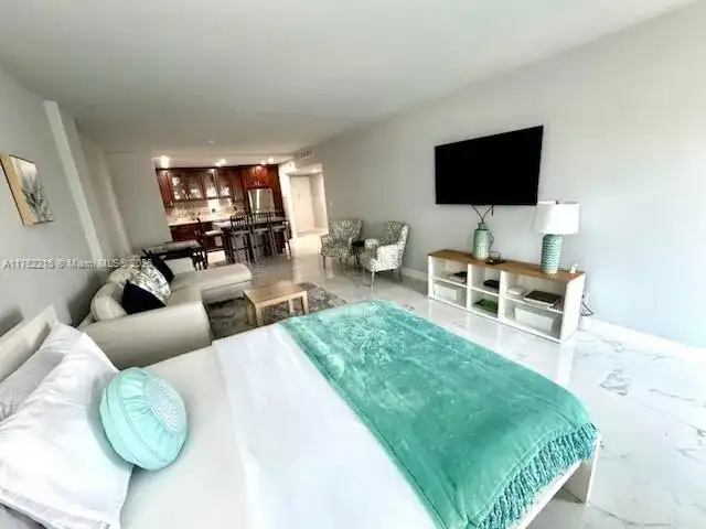 19370 Collins Ave # 826, Sunny Isles Beach FL 33160 photo 4