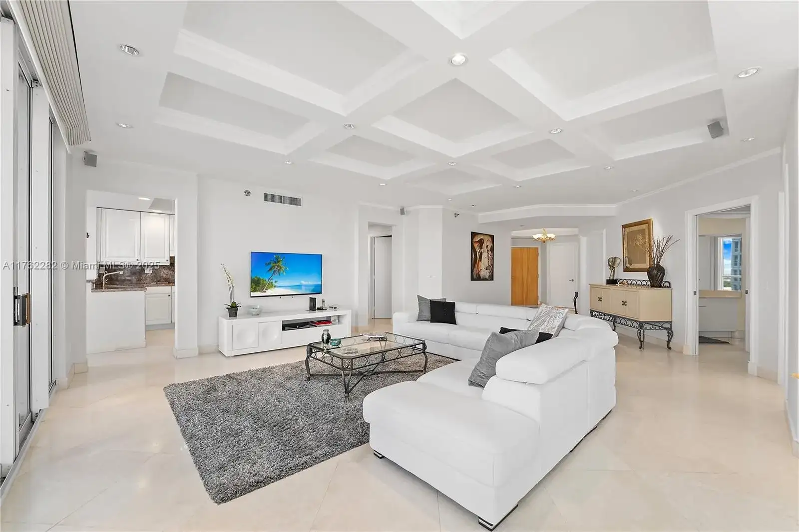 21150 Point Pl # 1102, Aventura FL 33180 photo 4