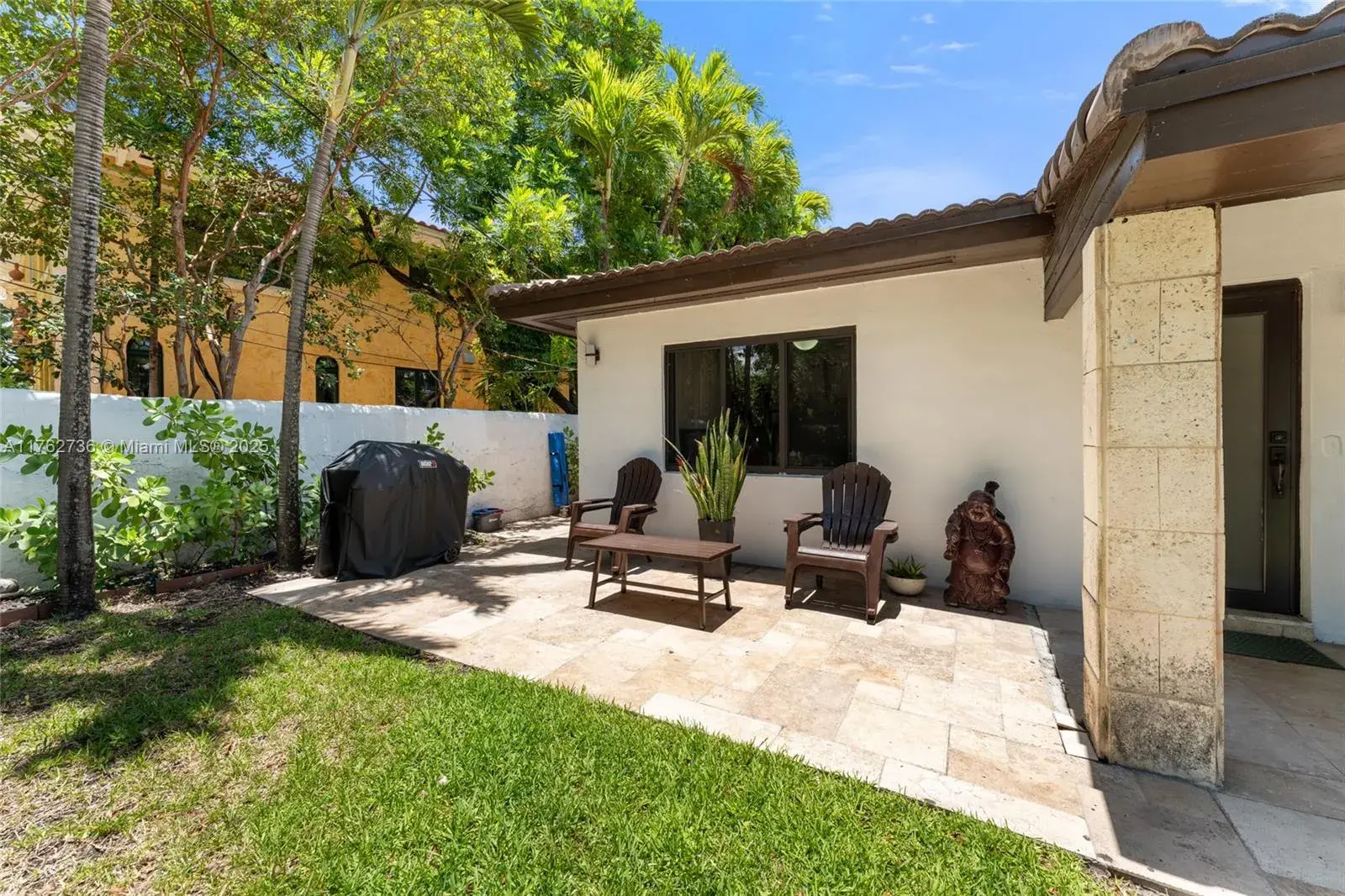 2054 Alton Rd, Miami Beach FL 33140