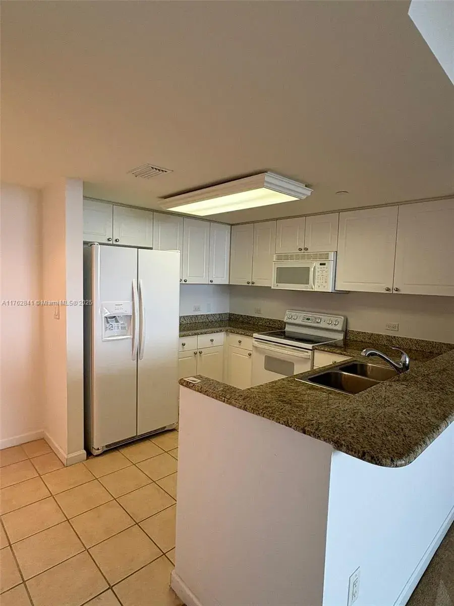19501 W Country Club Dr # 1811, Aventura FL 33180