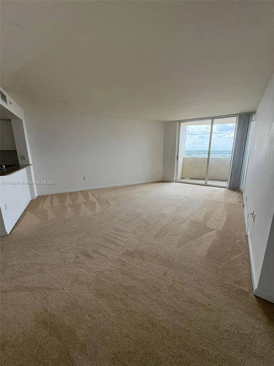 19501 W Country Club Dr # 1811, Aventura FL 33180