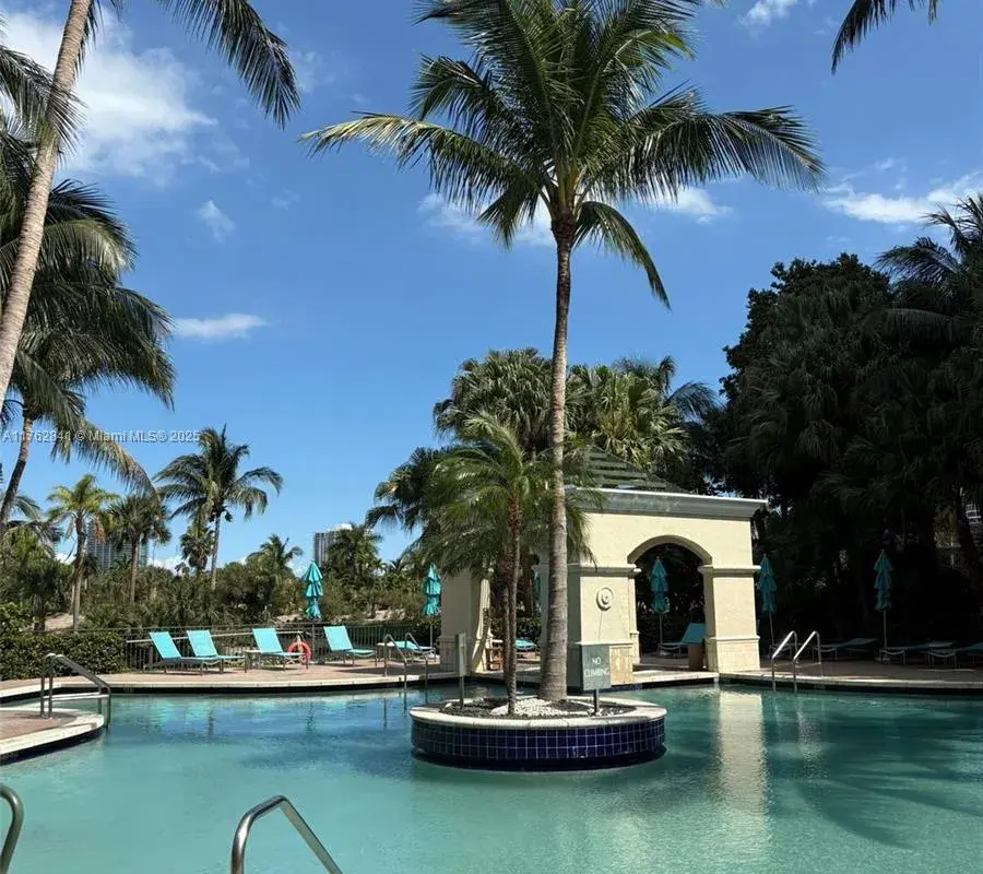 19501 W Country Club Dr # 1811, Aventura FL 33180