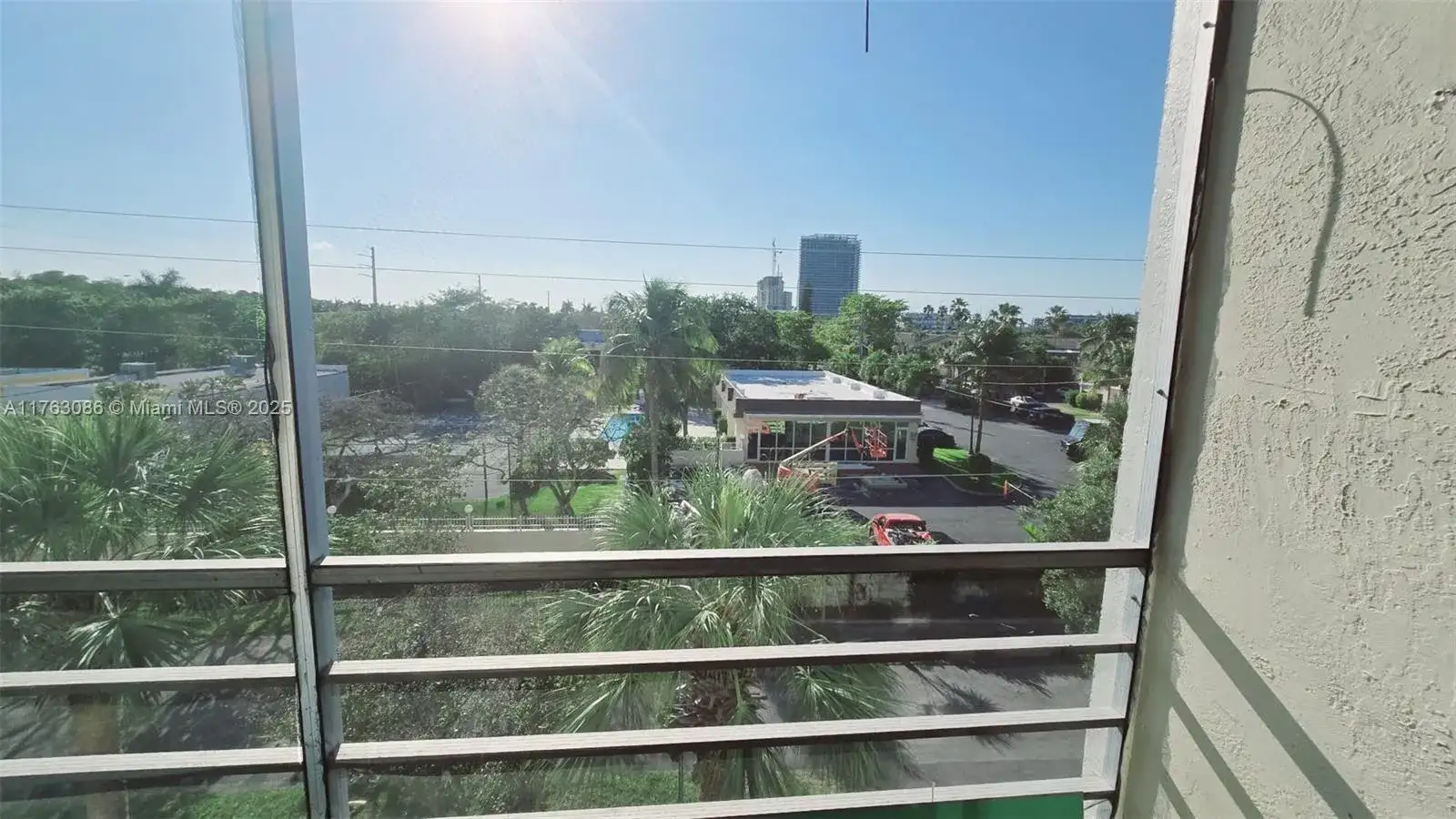 2821 N Miami Beach Blvd # 4F, North Miami Beach FL 33160 photo 4