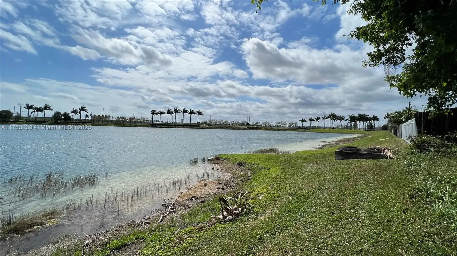 601 SE 37th Pl, Homestead FL 33033 photo 5