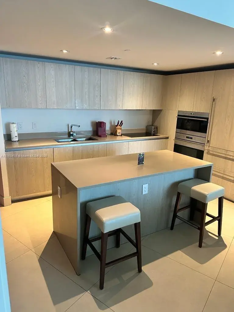 4111 S Ocean Dr, Hollywood FL 33019