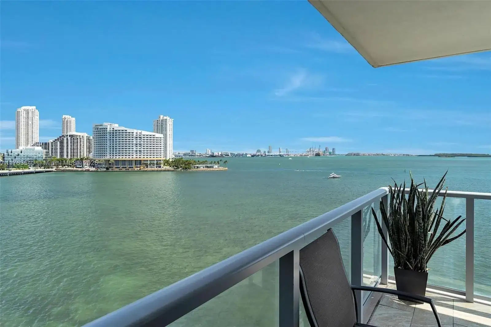 1155 Brickell Bay Dr # 710, Miami FL 33131 photo 3