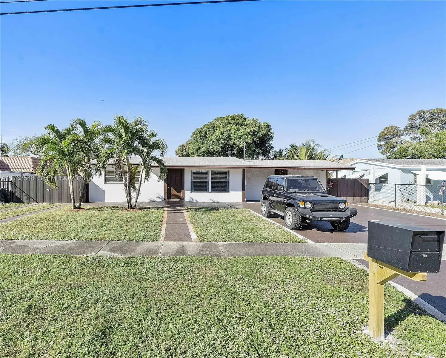 1541 SW 52nd Ave, Plantation FL 33317 photo 4