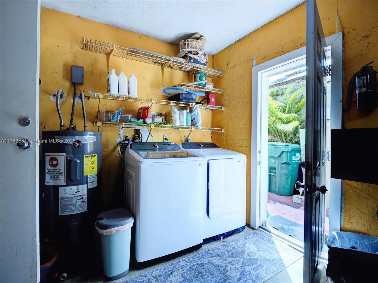 6240 NW 176th Ter, Hialeah FL 33015 photo 4