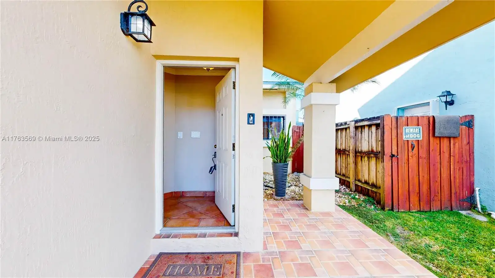 21664 SW 98th Pl, Cutler Bay FL 33190 photo 5