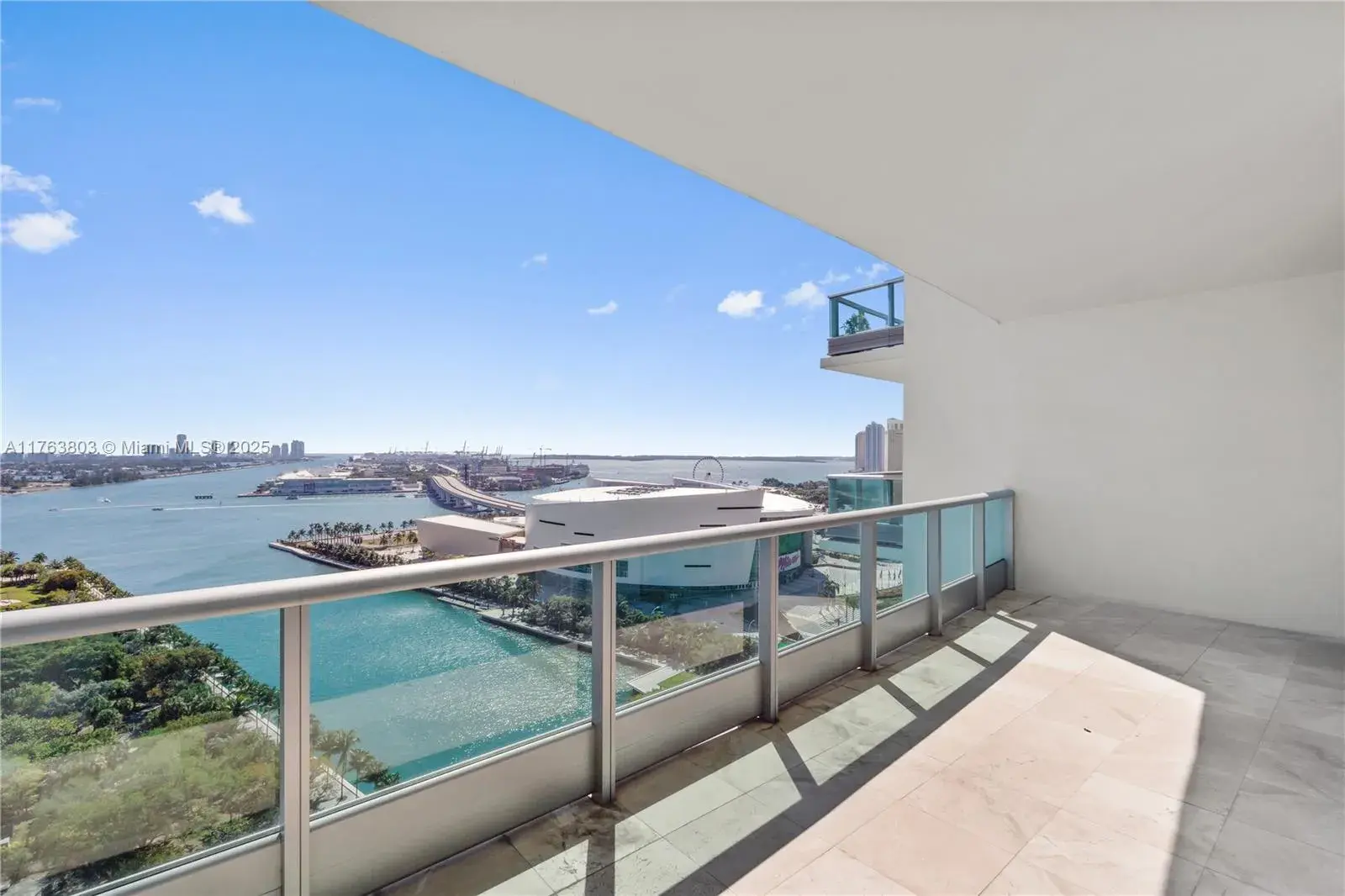 900 BISCAYNE BL # 2309, Miami FL 33132