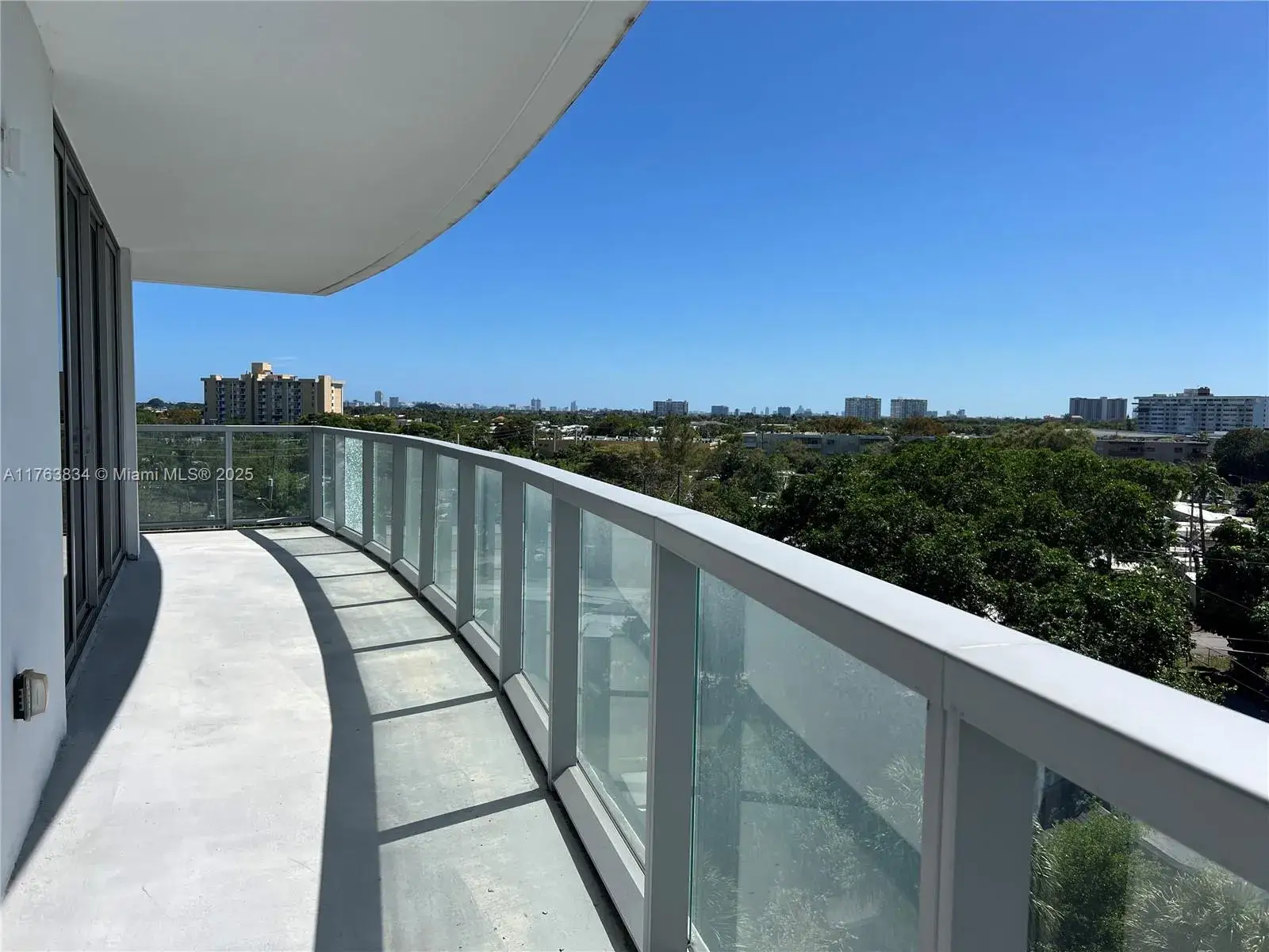 13800 Highland Dr # 601, North Miami Beach FL 33181