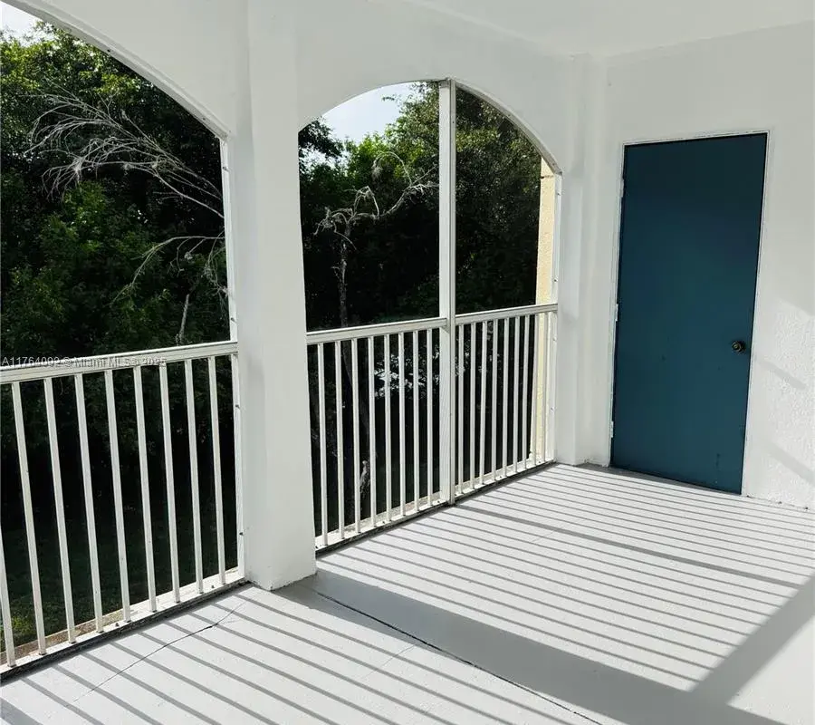 815 W Boynton Beach Blvd # 205, Boynton Beach FL 33426