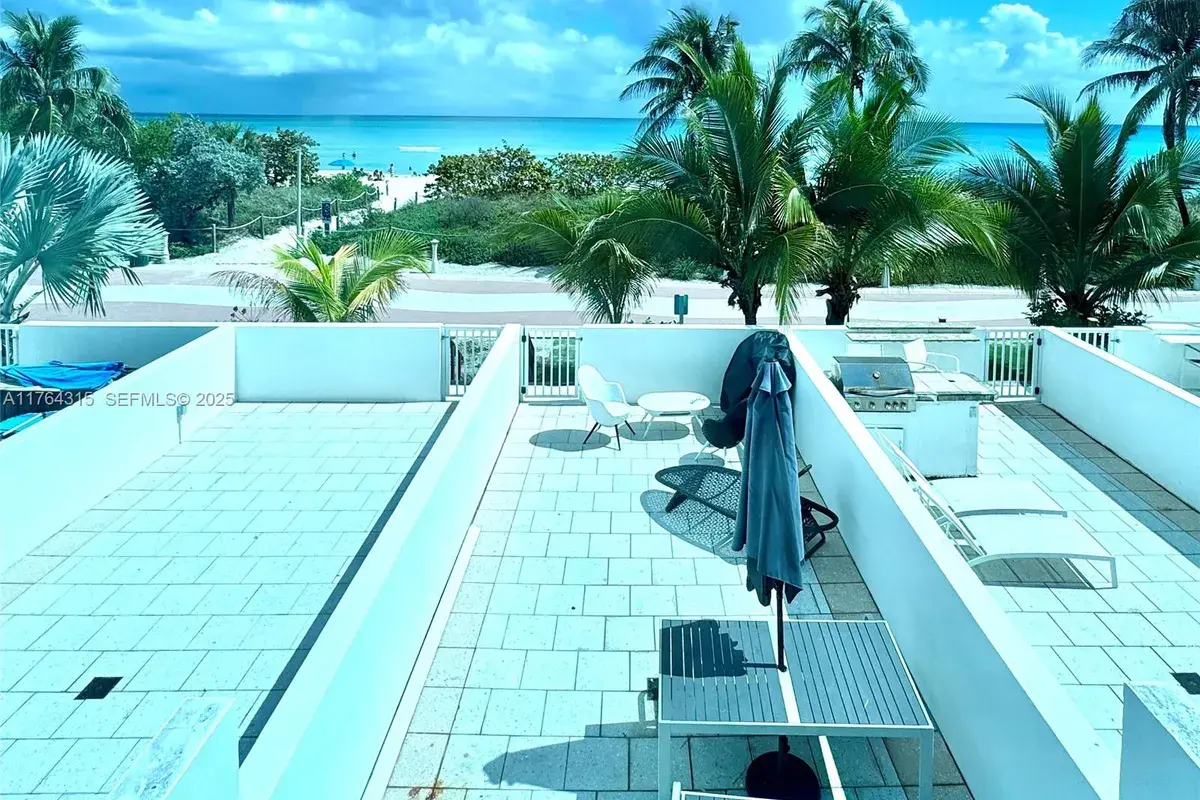5445 Collins Ave # 11, Miami Beach FL 33140
