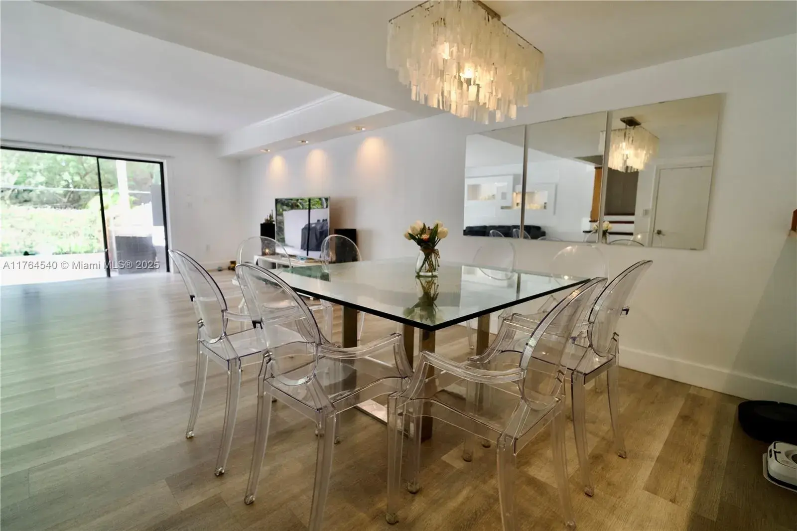 16432 NE 26th Ave # 5, North Miami Beach FL 33160