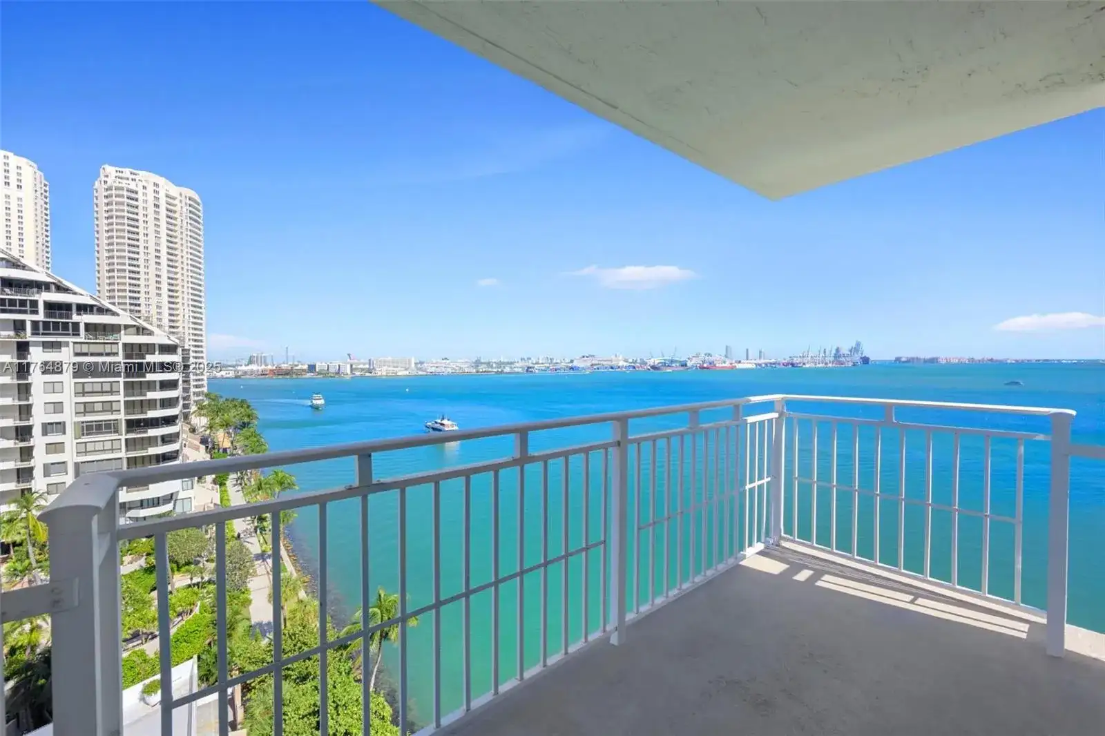 770 Claughton Island Dr # 1215, Miami FL 33131 photo 3