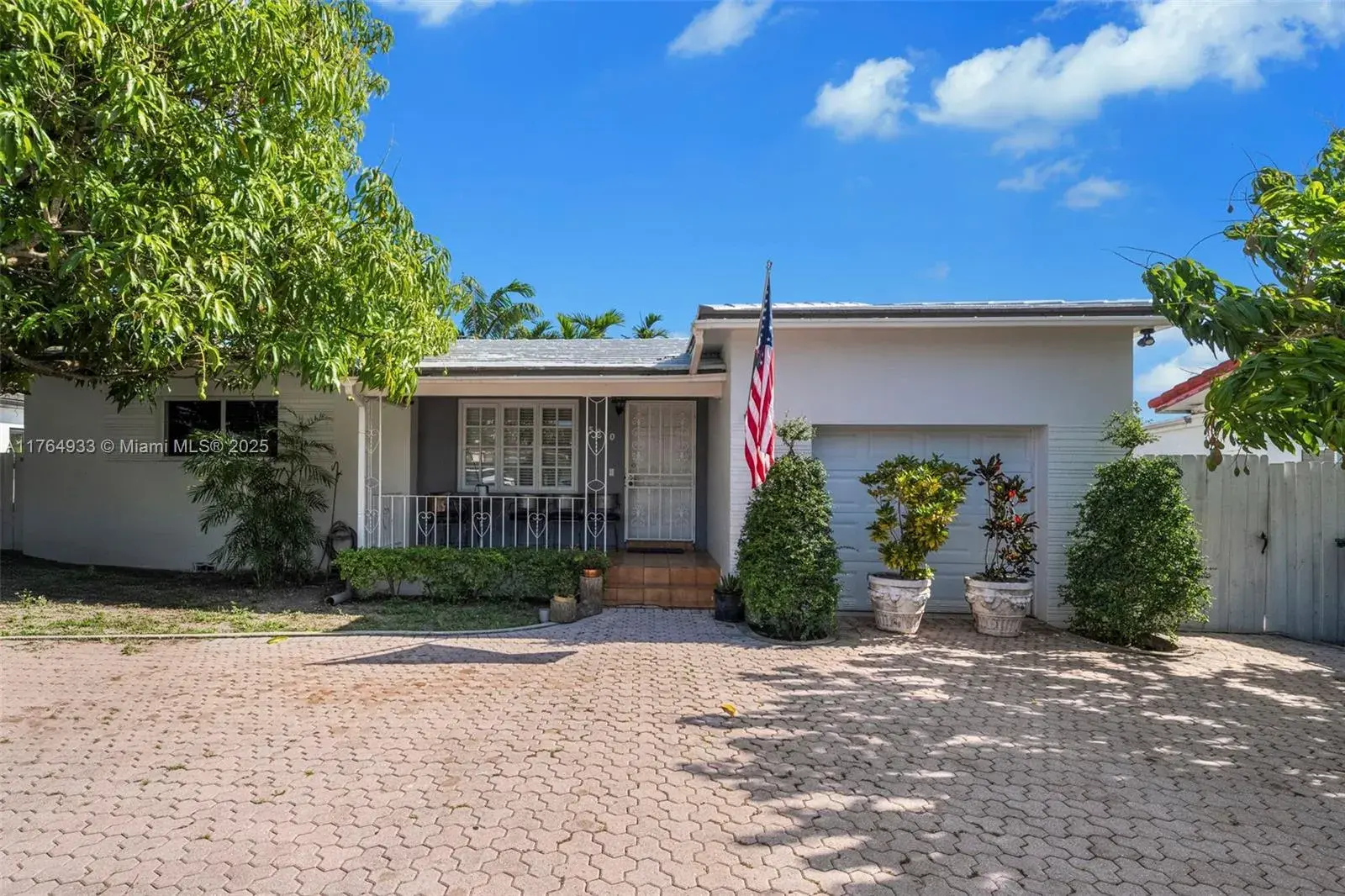 5810 SW 22nd St, Miami FL 33155