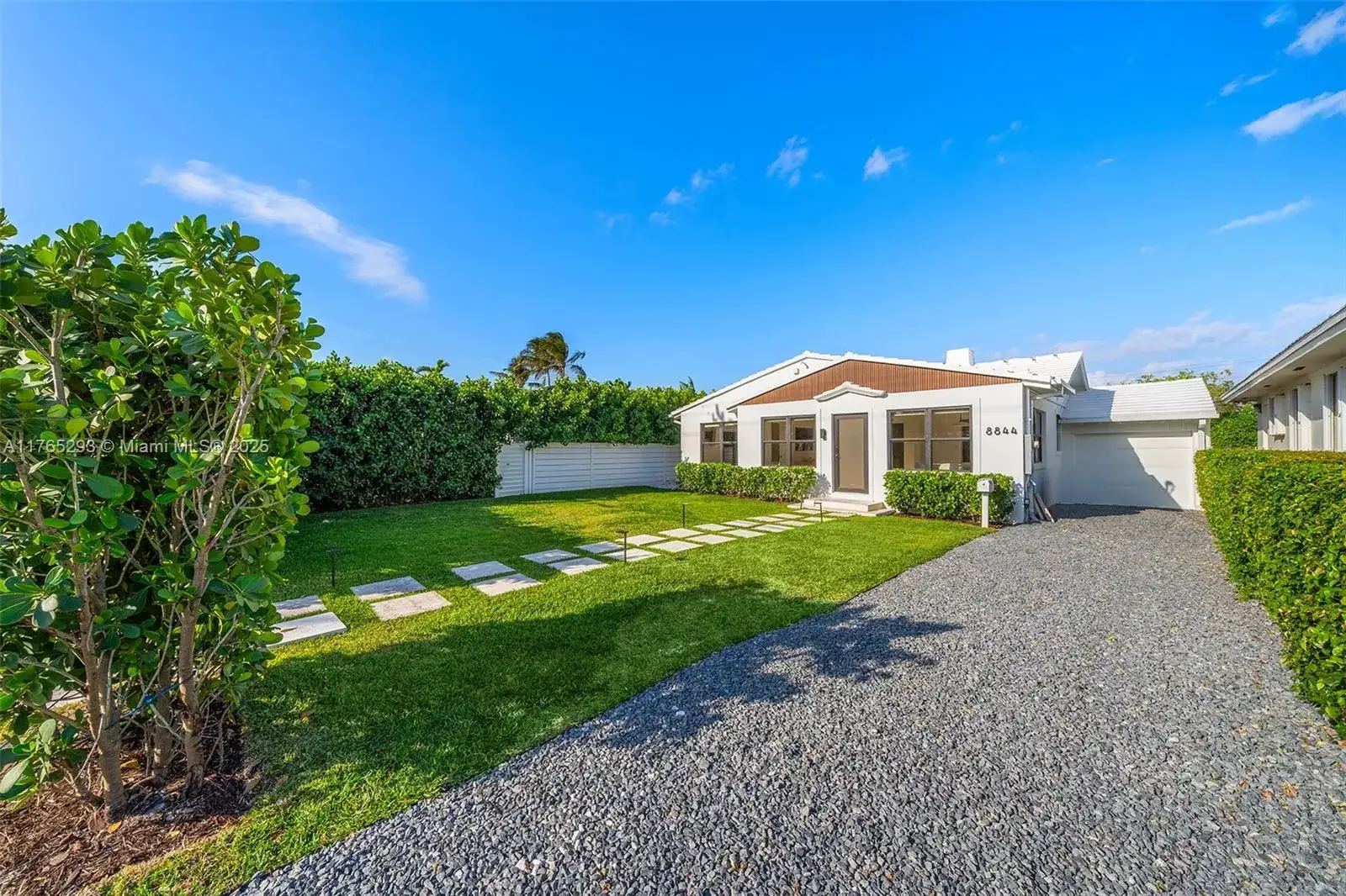 8844 Abbott Ave, Surfside FL 33154 photo 4