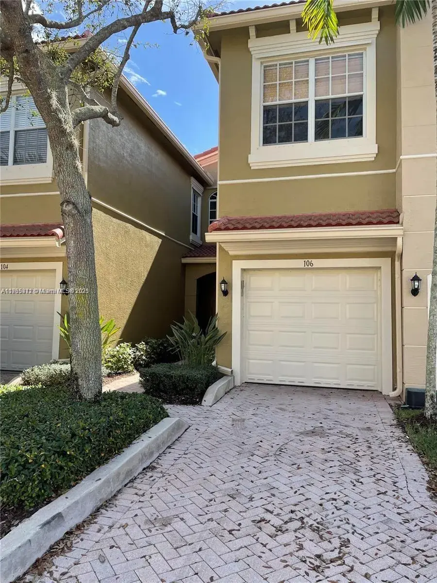 4856 Bonsai Cir # 106, Palm Beach Gardens FL 33418