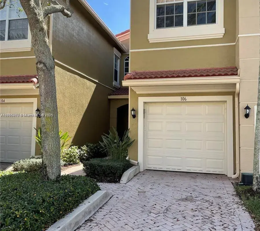 4856 Bonsai Cir # 106, Palm Beach Gardens FL 33418