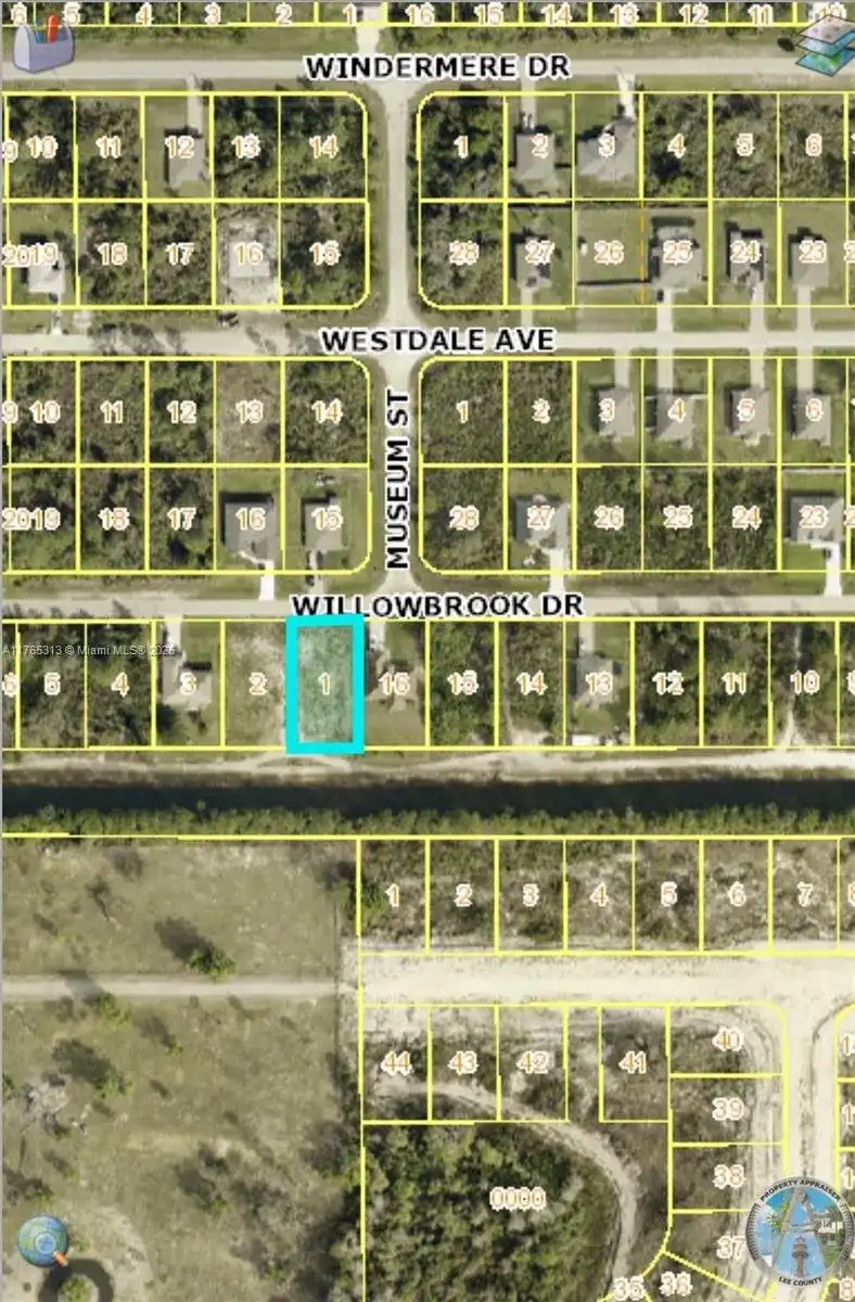 505 Willowbrook Drive, Lehigh Acres FL 33972