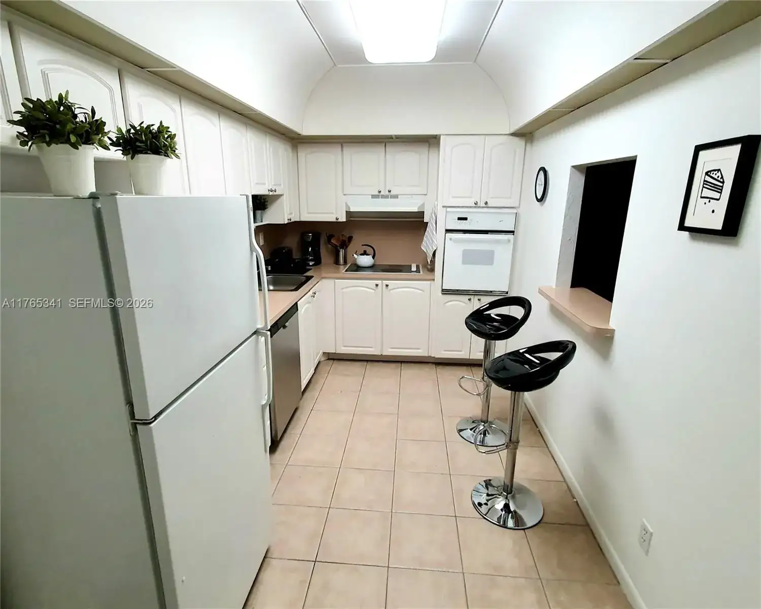 19390 Collins Ave # 312, Sunny Isles Beach FL 33160 photo 2