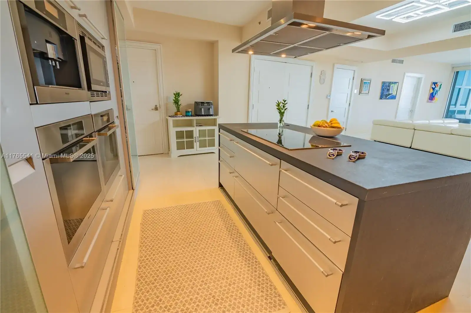 18201 Collins Ave # 506, Sunny Isles Beach FL 33160 photo 5