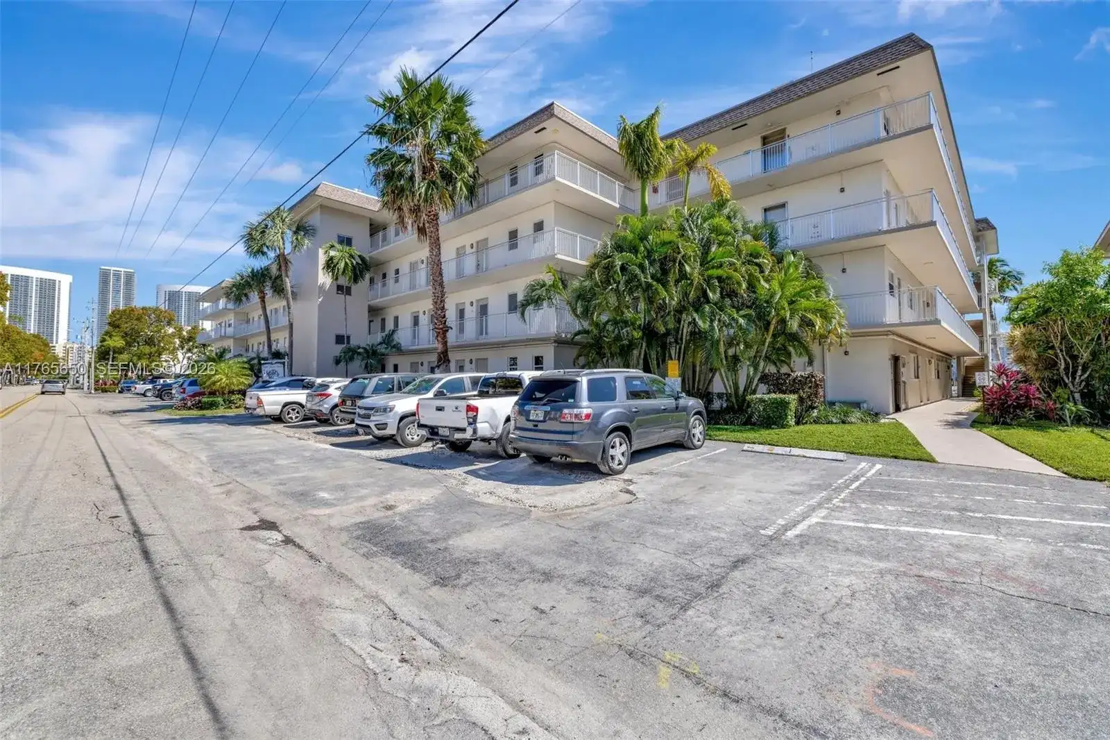 2200 Diana Dr # 310, Hallandale Beach FL 33009 photo 3