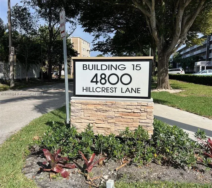 4800 Hillcrest Ln # 402, Hollywood FL 33021