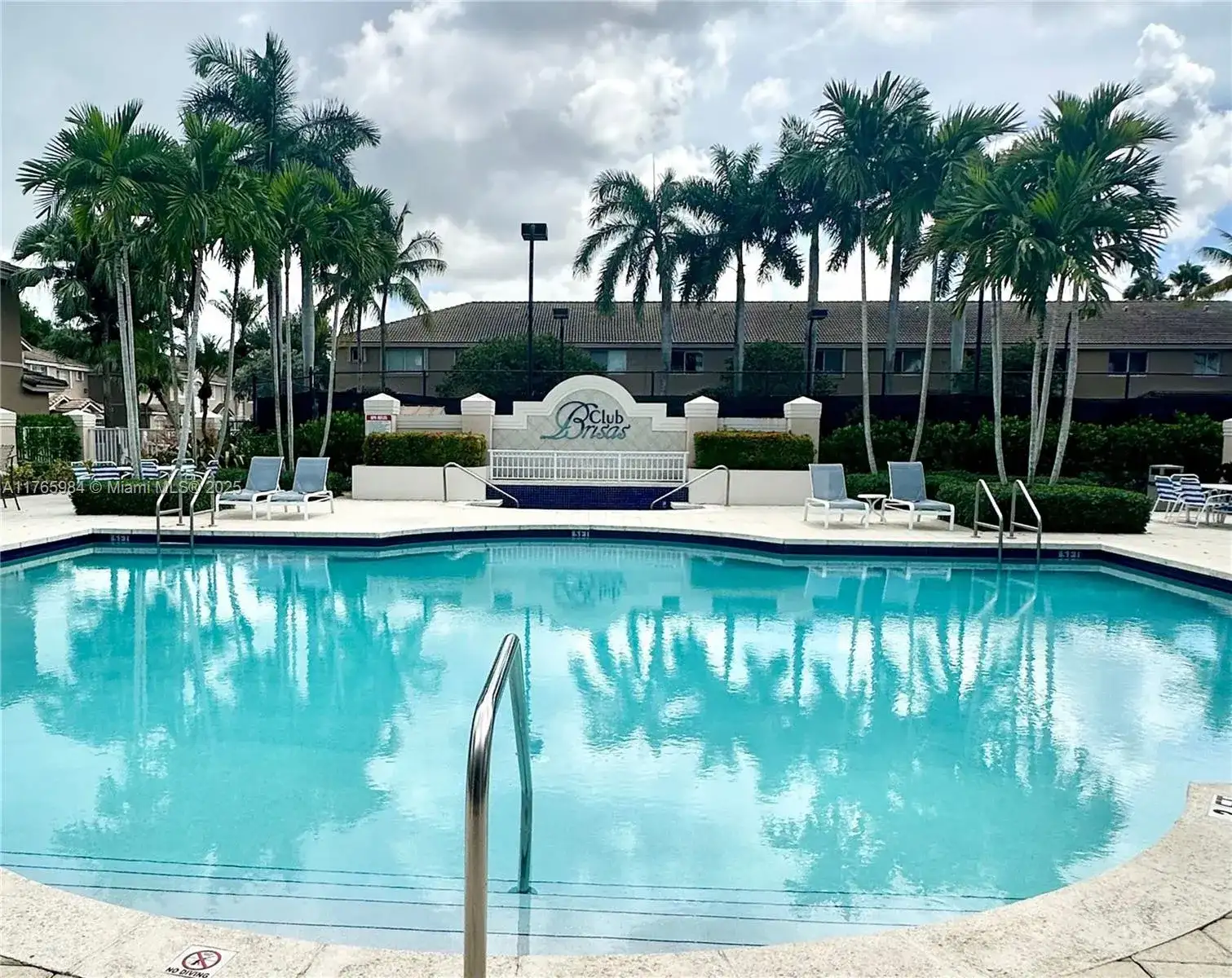 5600 NW 114th Pl # 211, Doral FL 33178 photo 3