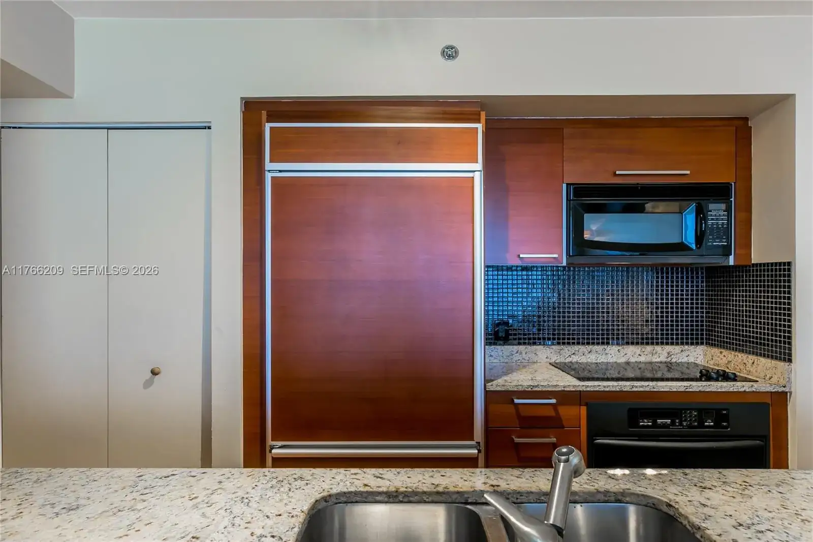 1830 S OCEAN DR # 4705, Hallandale Beach FL 33009 photo 5