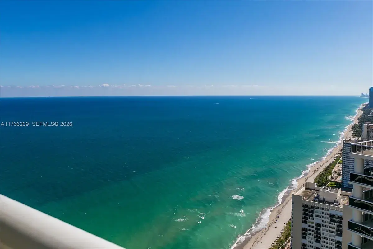 1830 S OCEAN DR # 4705, Hallandale Beach FL 33009