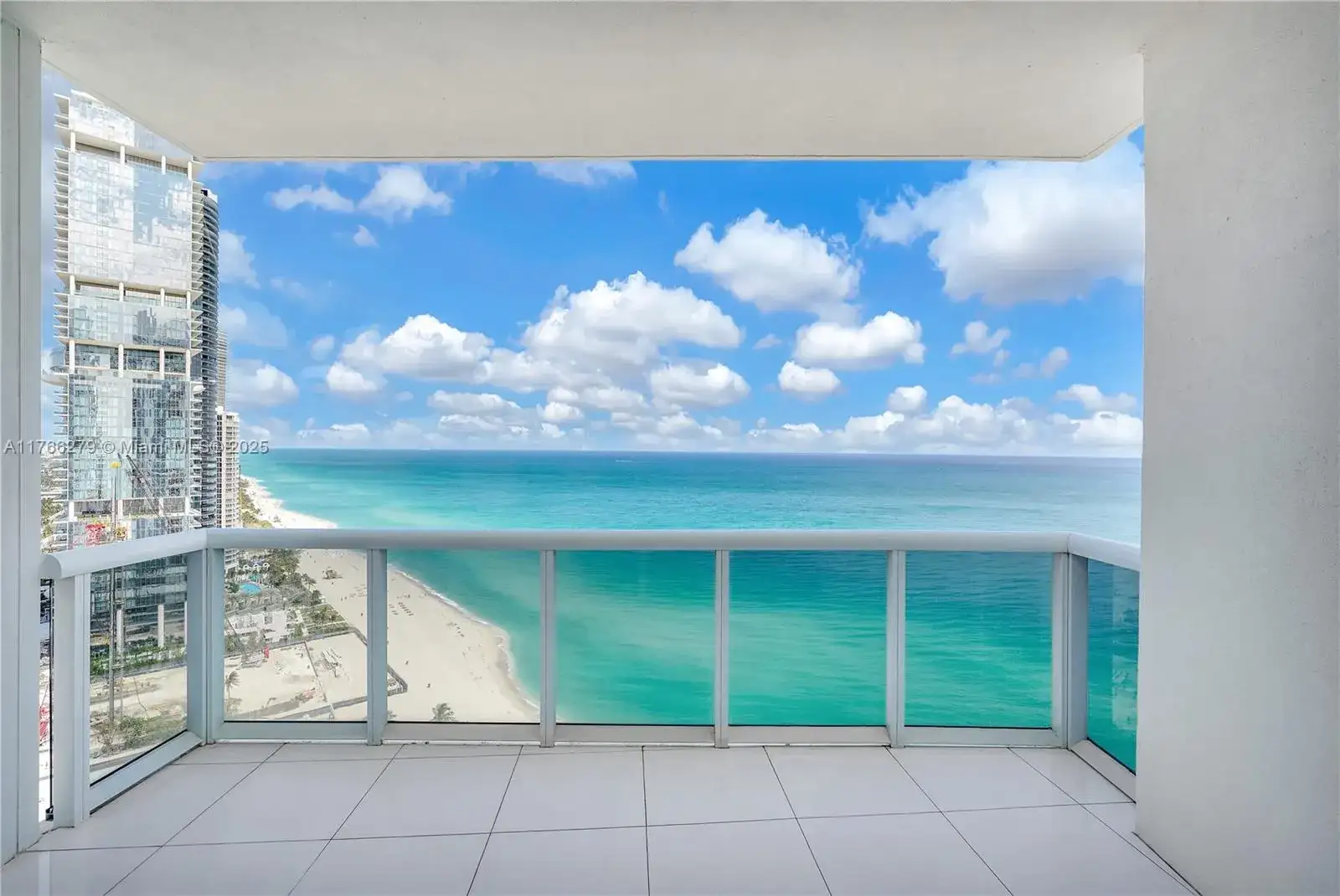 18201 Collins Ave, Sunny Isles Beach FL 33160 photo 3