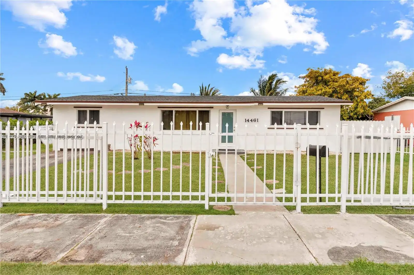 14461 SW 285th St, Homestead FL 33033 photo 2