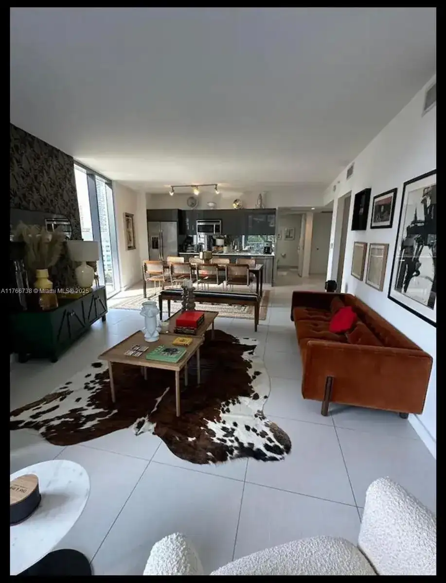 31 SE 6th St # 1601, Miami FL 33131 photo 4