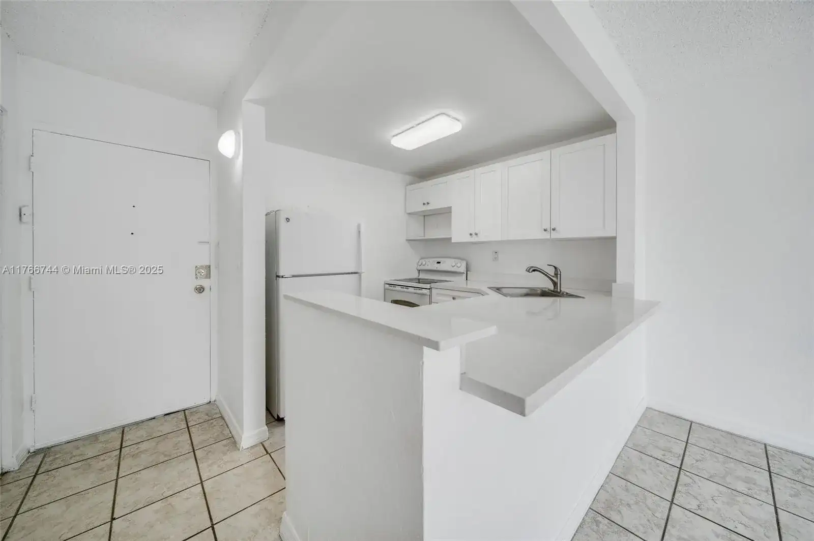 801 NW 47th Ave # 515W, Miami FL 33126 photo 4