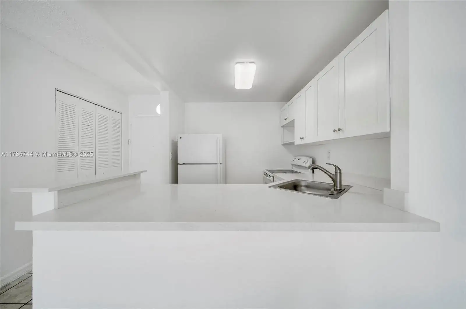 801 NW 47th Ave # 515W, Miami FL 33126 photo 5