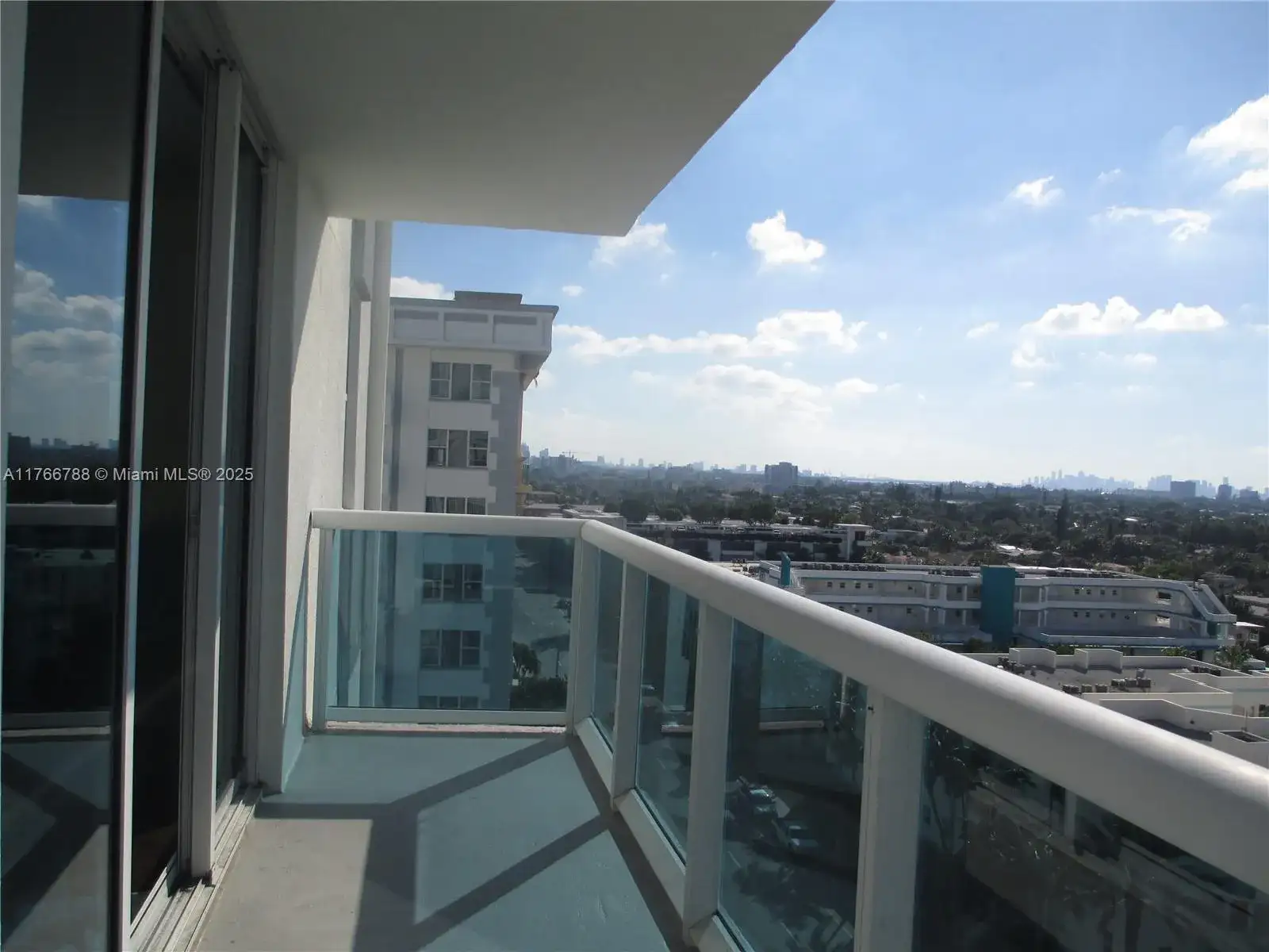 9201 Collins Ave # 1021, Surfside FL 33154 photo 3